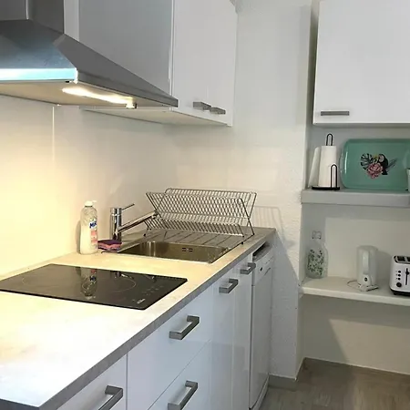 Magnificent T3 - Saint-clair - 500m From The Apartamento Le Lavandou